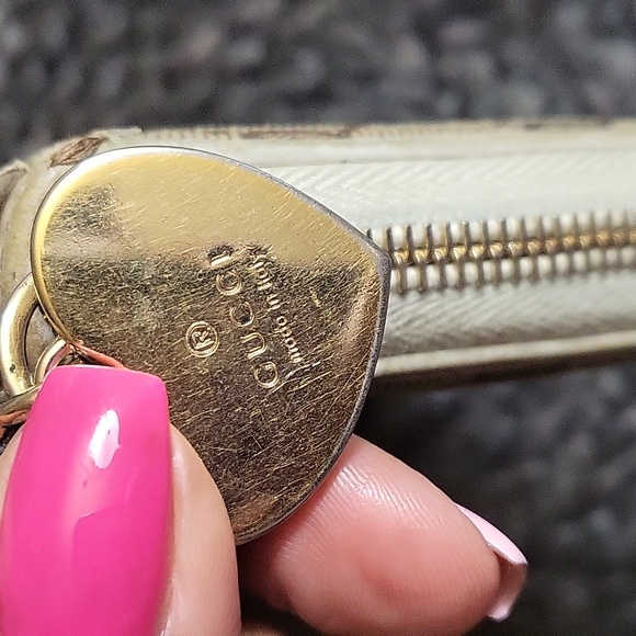 Gucci zip wallet with wristlet strap - Picture 5 of 16